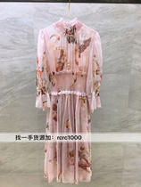 女聚酯纤维连衣裙高档夏装雪纺印花新款摆连衣裙时尚2019雪纺型模特
