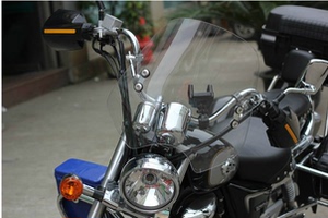 摩托车圆灯挡风玻璃价格,摩托车圆灯挡风玻璃