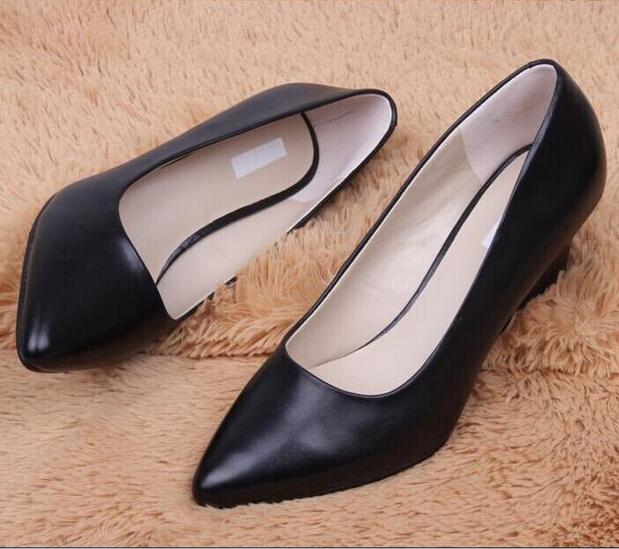 新意图PG电子技巧鞋业有限公司